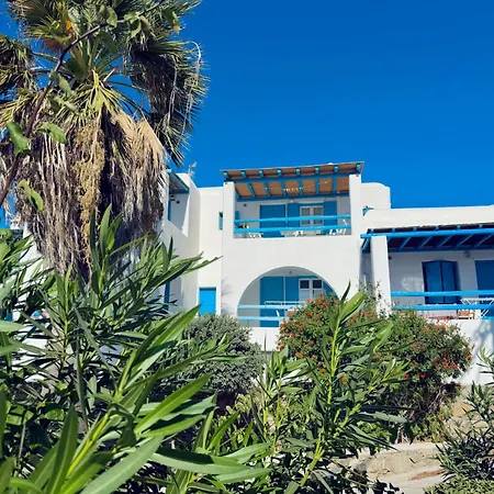 Stylish 2 Bd Escape With Patio At *